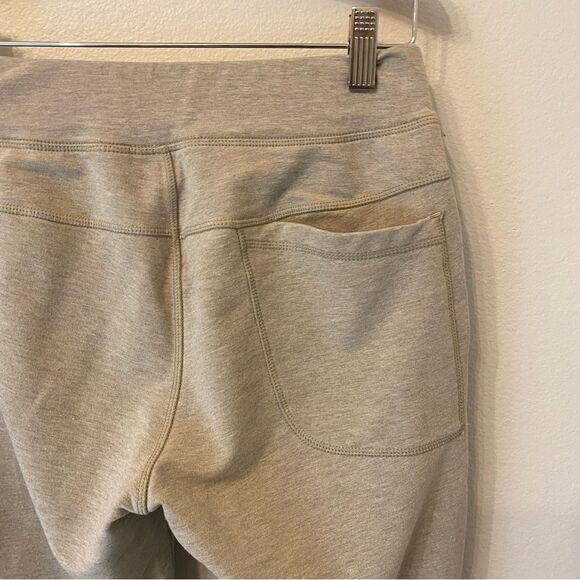 Indygena Cropped Jogger Pants - Picture 9 of 10